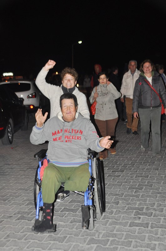İzmir'de laiklik zinciri oluşturuldu