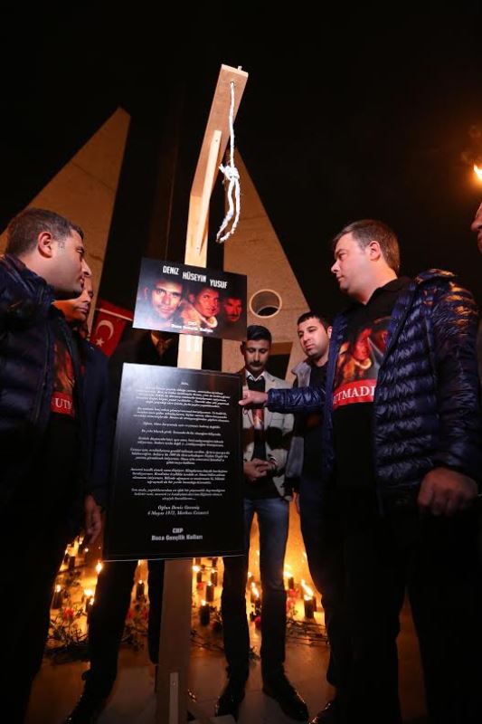 Buca'da 'Üç Fidan'a anlamlı anma