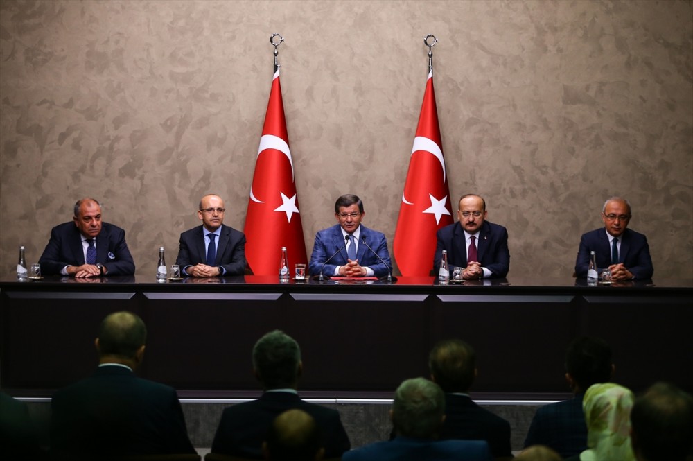 Davutoğlu'nun Bosna ziyaretinde dikkat çeken ayrıntı!