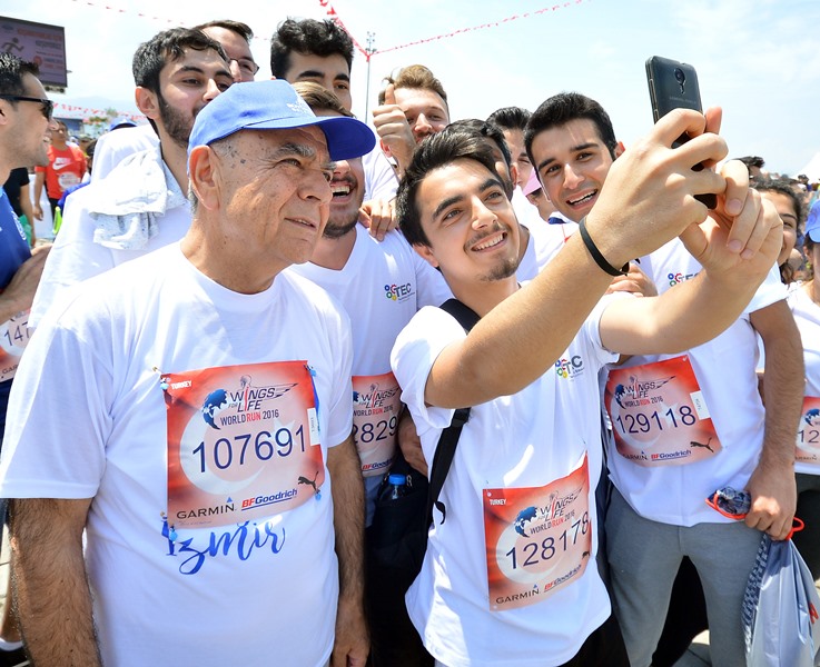 İzmir koşamayanlar için koştu!