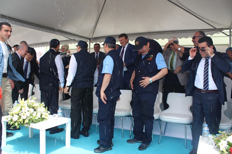 Bakan Eroğlu'nun zor anları