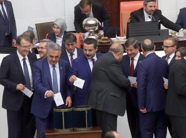 Dokunulmazlık görüşmeleri günün kareleri