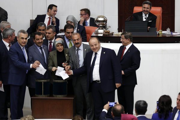 Dokunulmazlık görüşmeleri günün kareleri