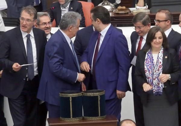 Dokunulmazlık görüşmeleri günün kareleri