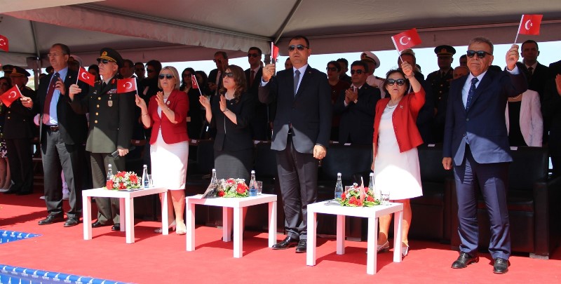 İzmir'de 19 Mayıs coşkusu