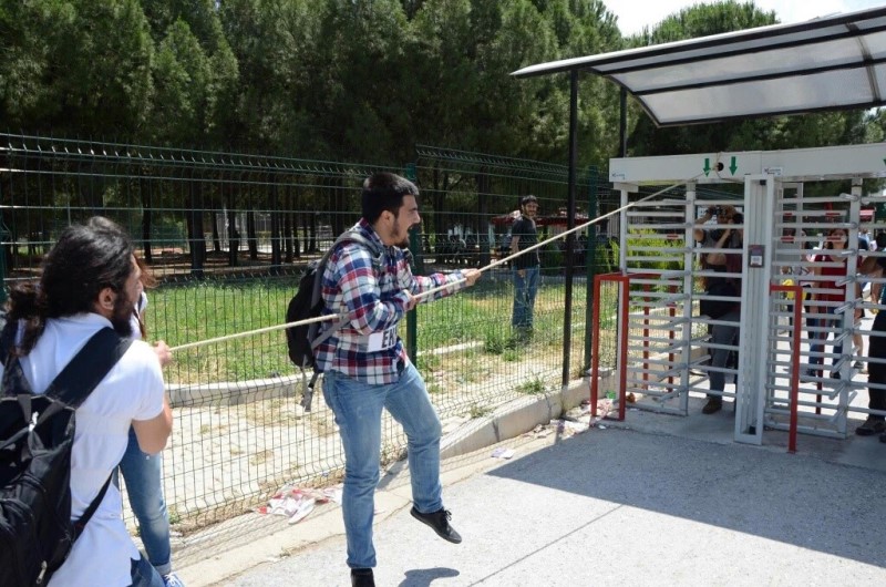 Ege Üniversitesi'ni karıştıran eylem!