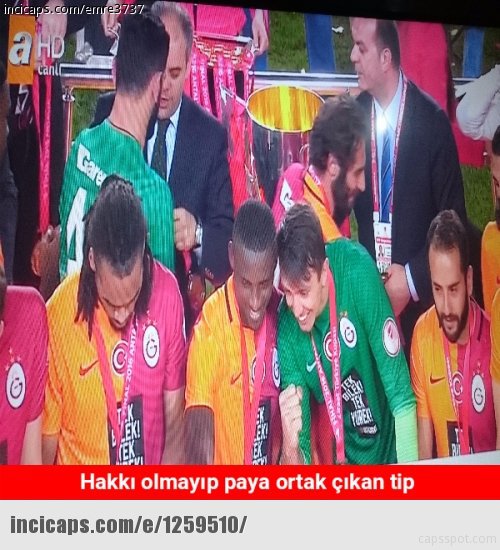 Kupa gitti capsler patladı