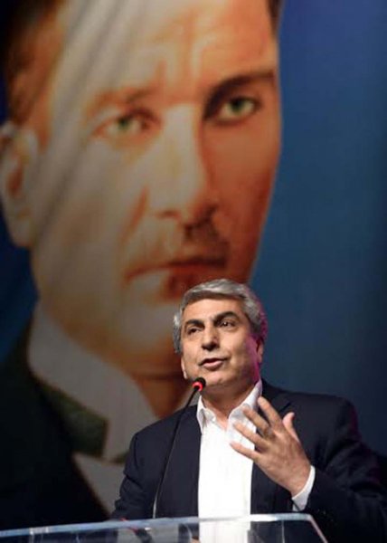 CHP lideri İstanbul'da muhtarlarla buluştu