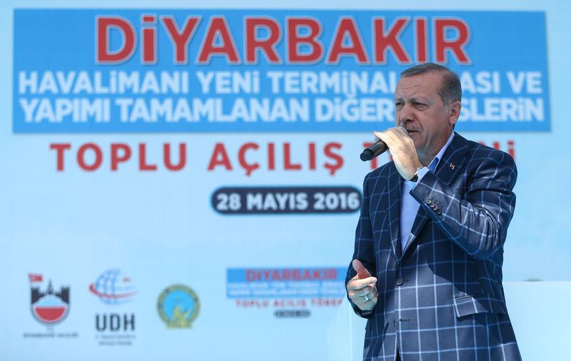Cumhurbaşkanı Erdoğan Diyarbakır'da...