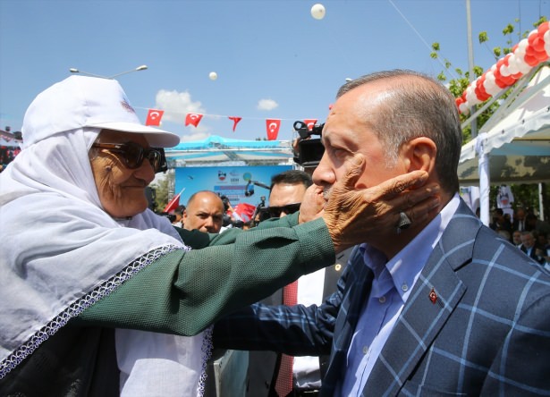 Cumhurbaşkanı Erdoğan Diyarbakır'da...