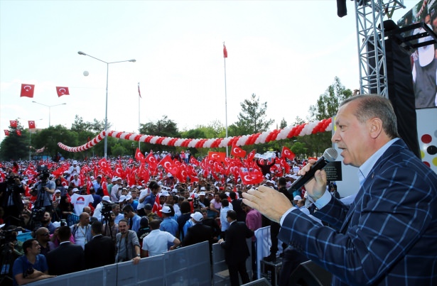 Cumhurbaşkanı Erdoğan Diyarbakır'da...