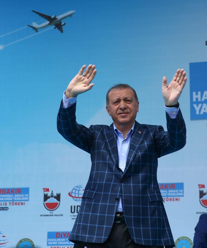 Cumhurbaşkanı Erdoğan Diyarbakır'da...
