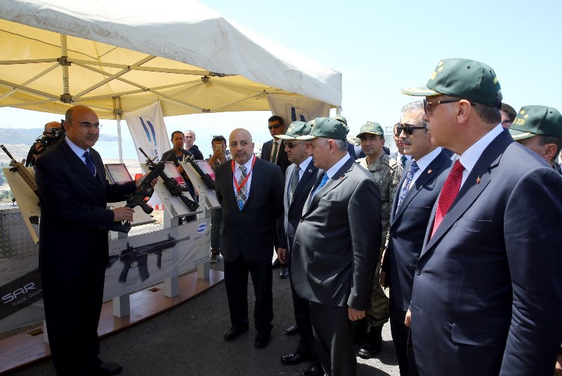 İlklerin tatbikatı nefes kesiyor