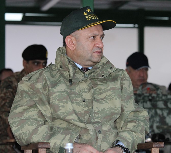 İlklerin tatbikatı nefes kesiyor