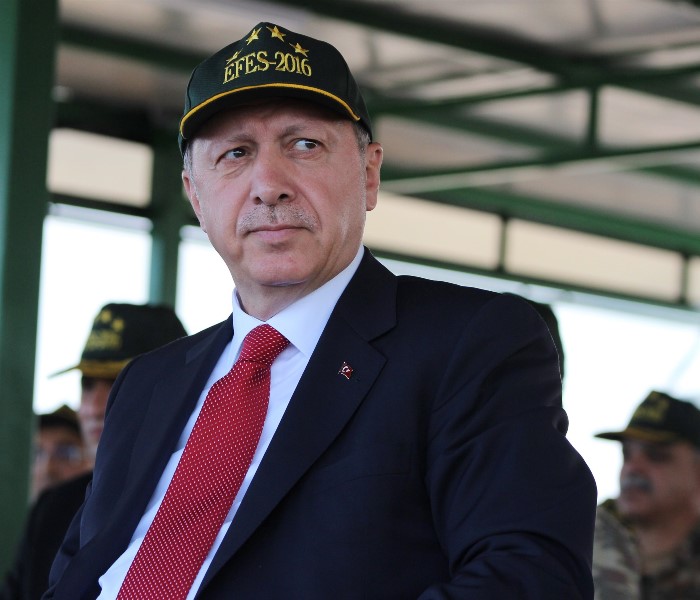 İlklerin tatbikatı nefes kesiyor