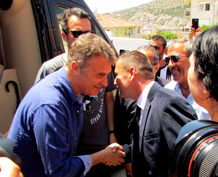 Fikret Orman kupayı İzmir'e getirdi