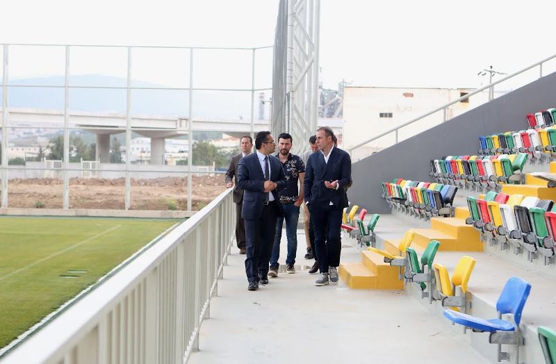 Abdullah Avcı'dan Yeni Bornova Stadı’na övgü