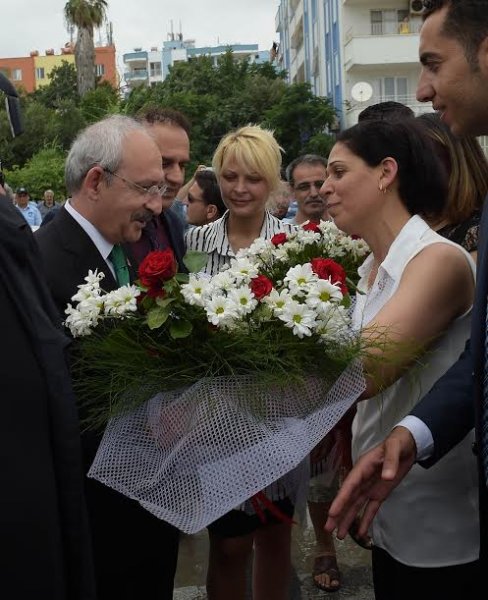 Kılıçdaroğlu kasket taktı, çapa yaptı