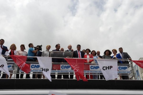 Kılıçdaroğlu kasket taktı, çapa yaptı