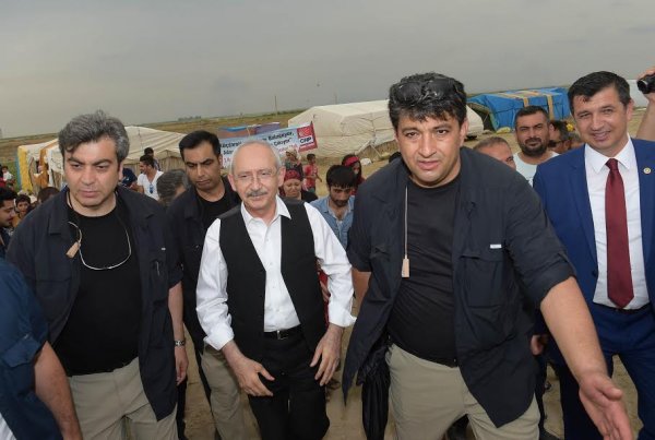 Kılıçdaroğlu kasket taktı, çapa yaptı