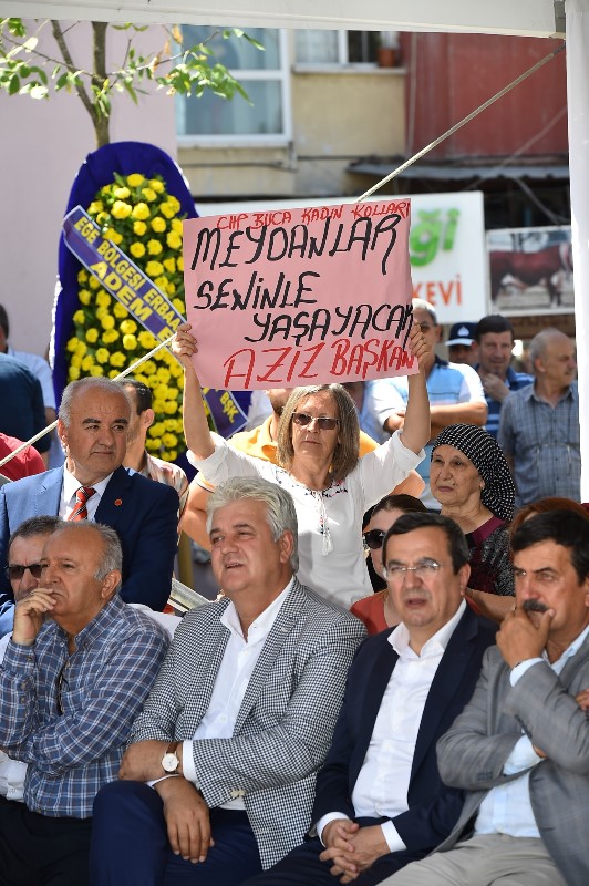 Buca'ya çok yakıştı