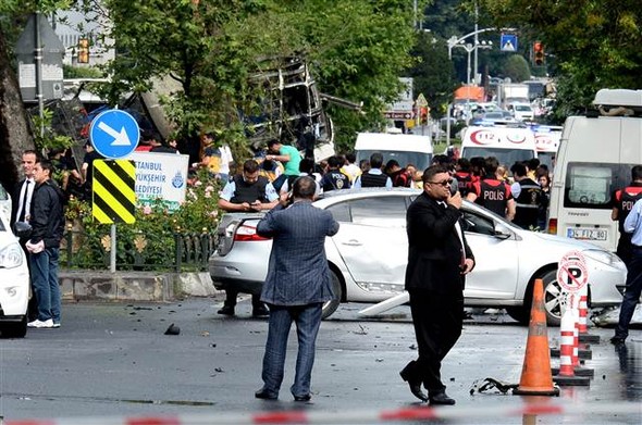 İstanbul'daki kalleş saldırıdan ilk görüntüler!