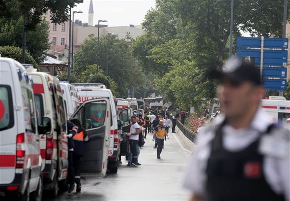 İstanbul'daki kalleş saldırıdan ilk görüntüler!