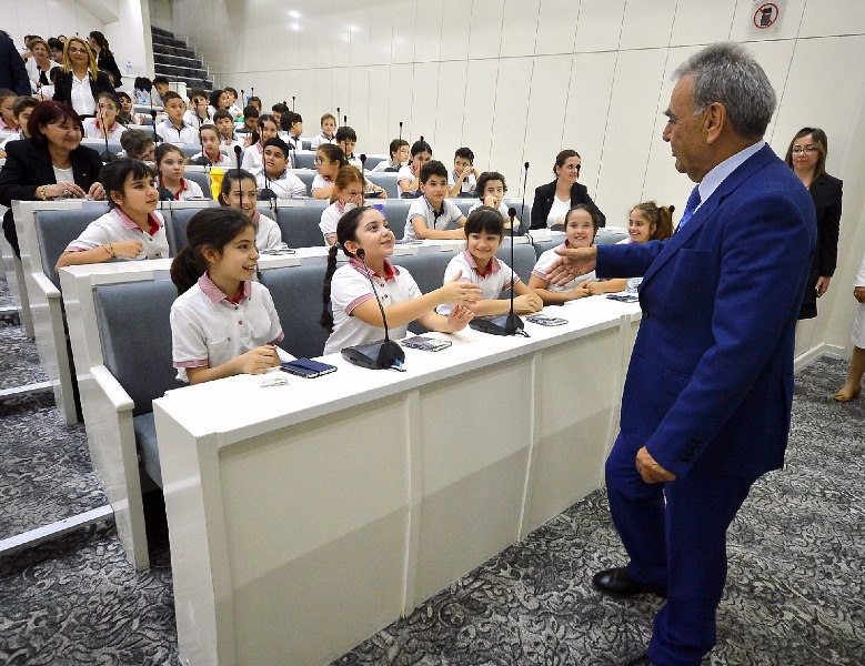 Çocuklar sordu, Başkan Kocaoğlu yanıtladı