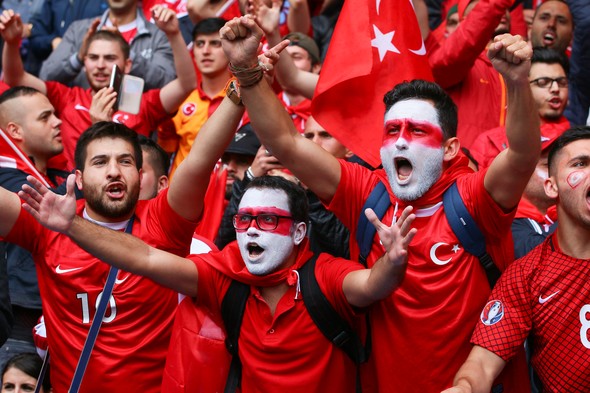 Türkiye - Hırvatistan maçı öncesi Türk taraftarlar