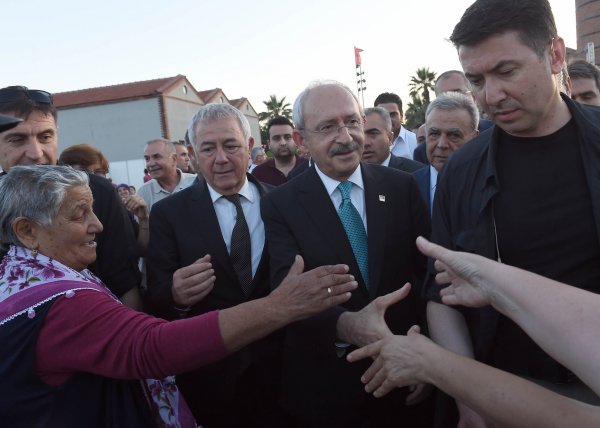 Kılıçdaroğlu şehit aileleriyle iftarda buluştu