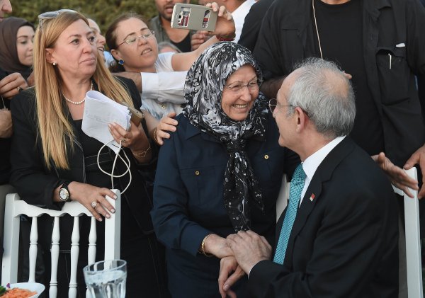 Kılıçdaroğlu şehit aileleriyle iftarda buluştu