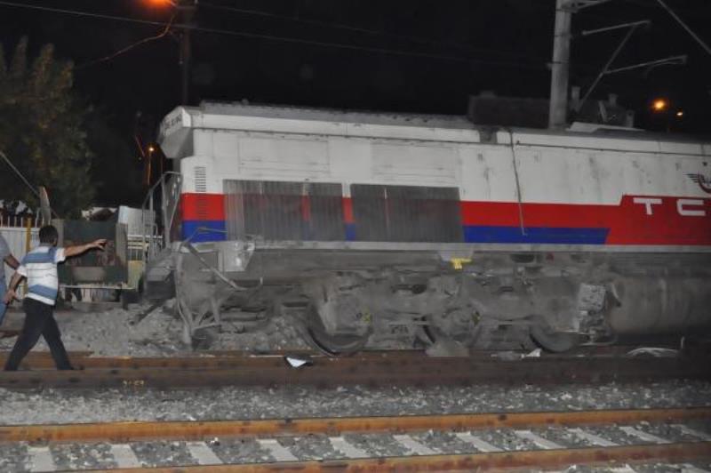 İzmir'de tren kazası ucuz atlatıldı
