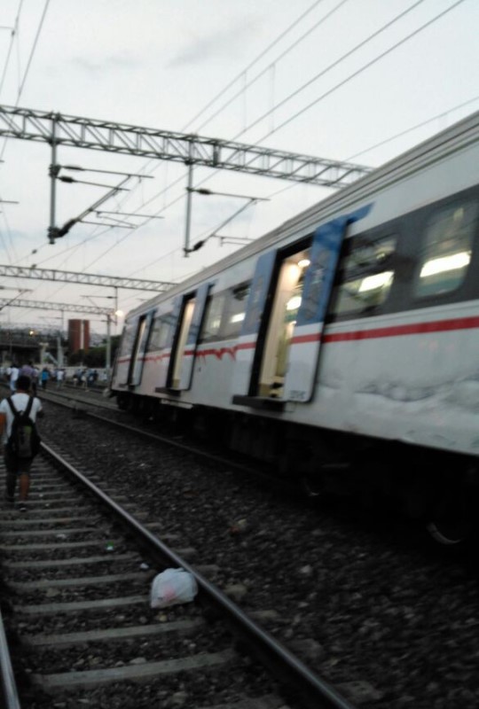 İzmir'de tren kazası ucuz atlatıldı