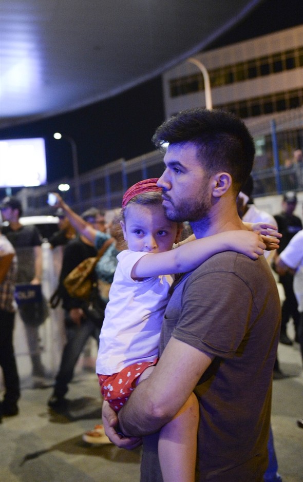 Patlamalardan sonra ilk görüntüler