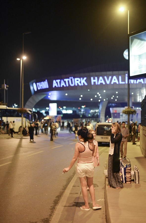 Patlamalardan sonra ilk görüntüler