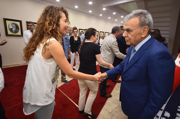 Başkan Kocaoğlu personeliyle bayramlaştı