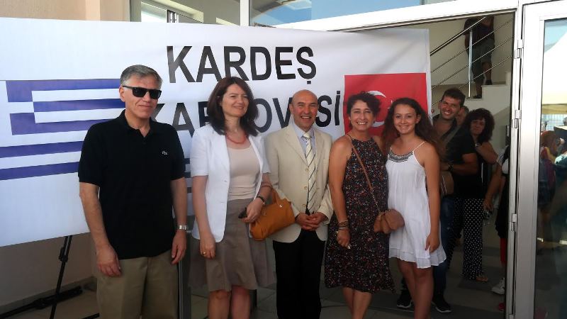 'Denizler ayırmaz birleştirir'