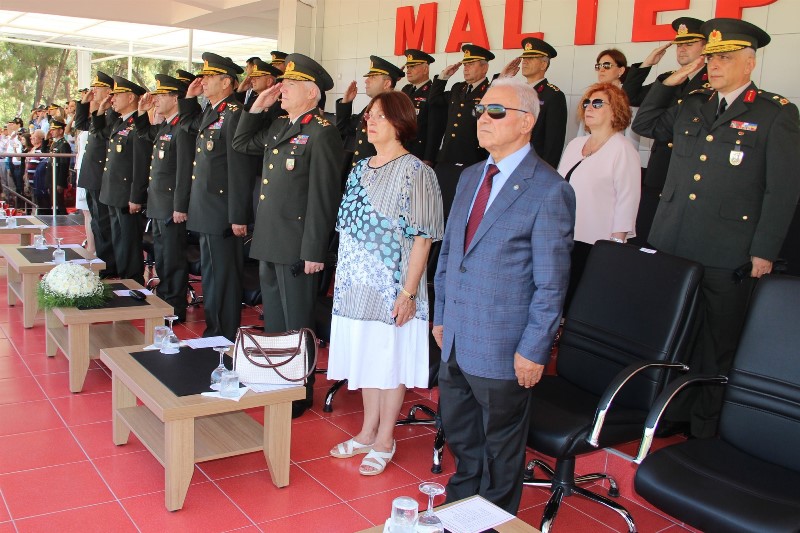 Genç subay adaylarının mezuniyet heyecanı
