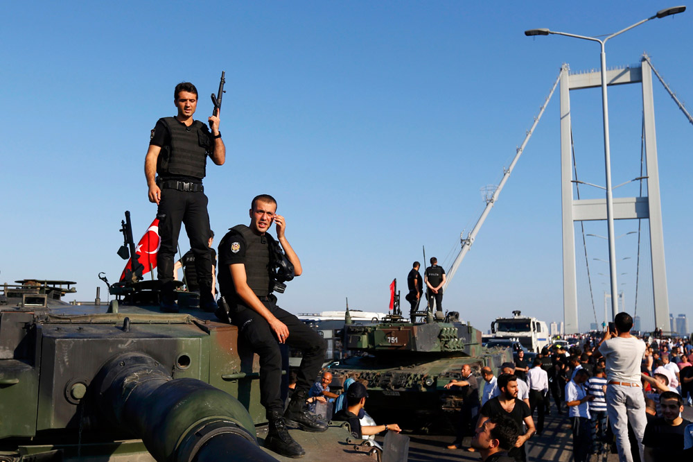 Dünya böyle gördü: Darbe girişimi