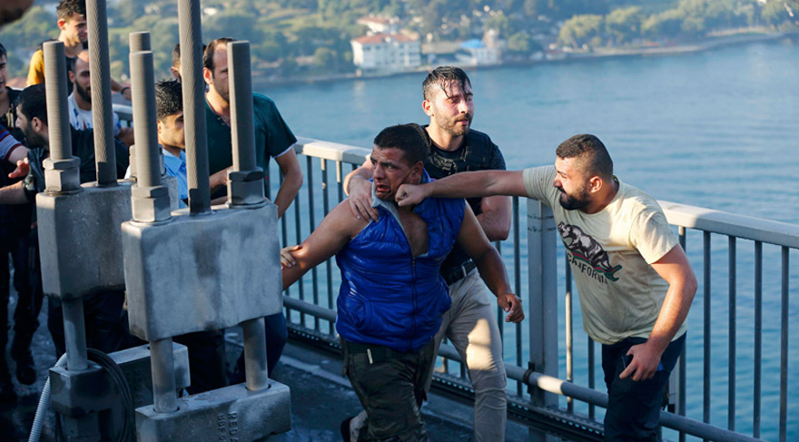 Dünya böyle gördü: Darbe girişimi