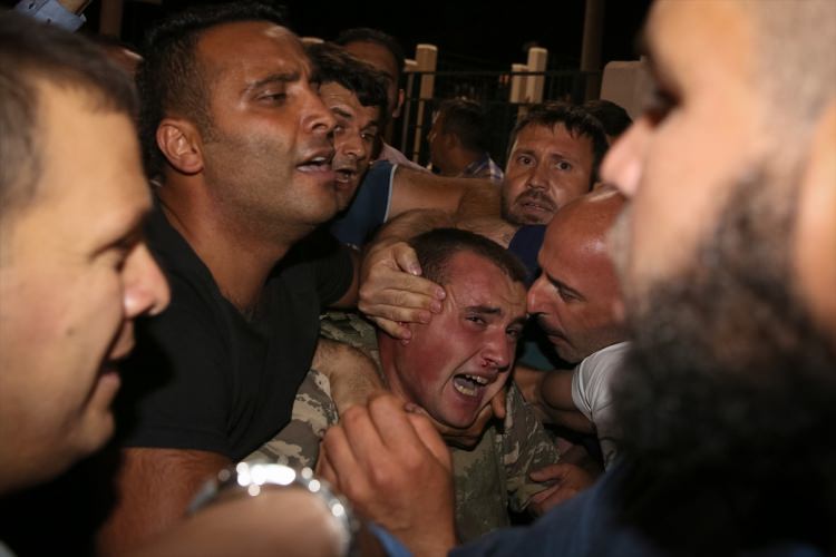 İşte Tutuklanan Darbeci komutanlar