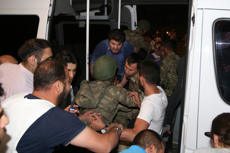 İşte Tutuklanan Darbeci komutanlar