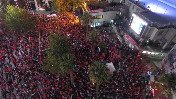 Darbe girişimi Ege'de protesto edildi