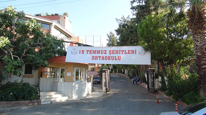 İşte Gülen'in İzmir'deki müze gibi odası