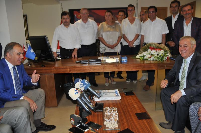 CHP'den AK Parti'ye iade-i ziyaret