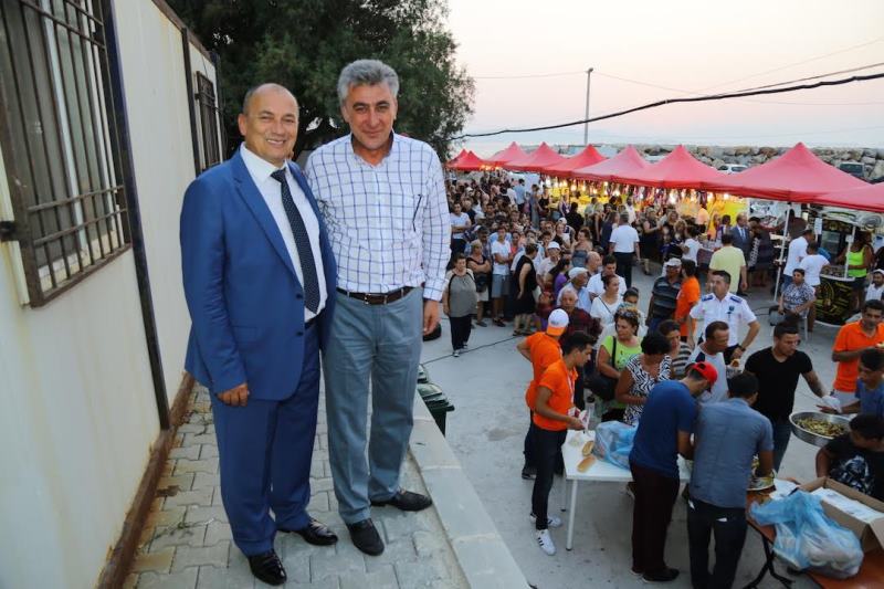 Mavi bayram İzmir denize koştu