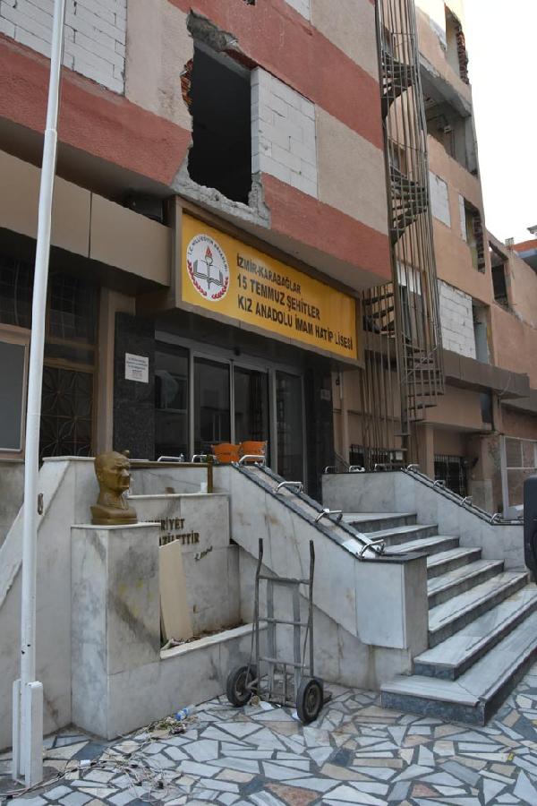 FETÖ okulunda sır dolu oda bulundu