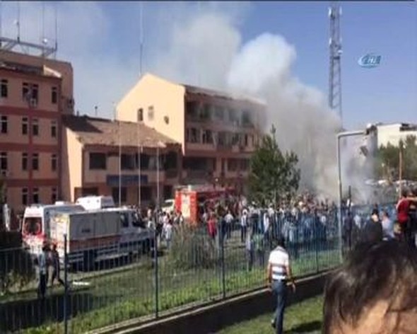 Elazığ'da bombalı saldırı