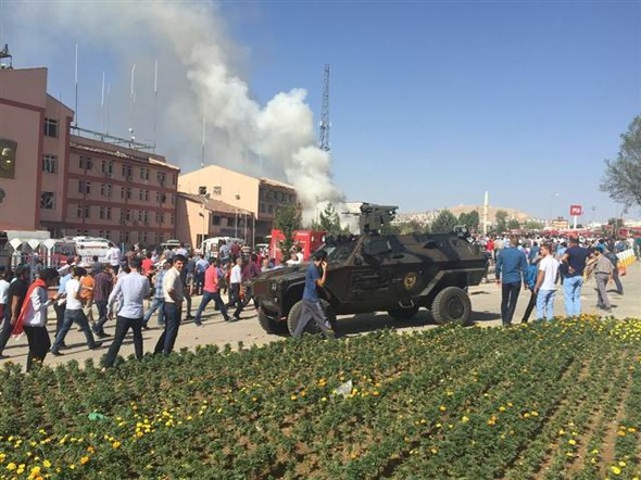 Elazığ'da bombalı saldırı