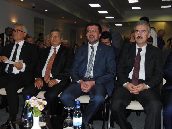 Bakan Zeybekci İzmir'de